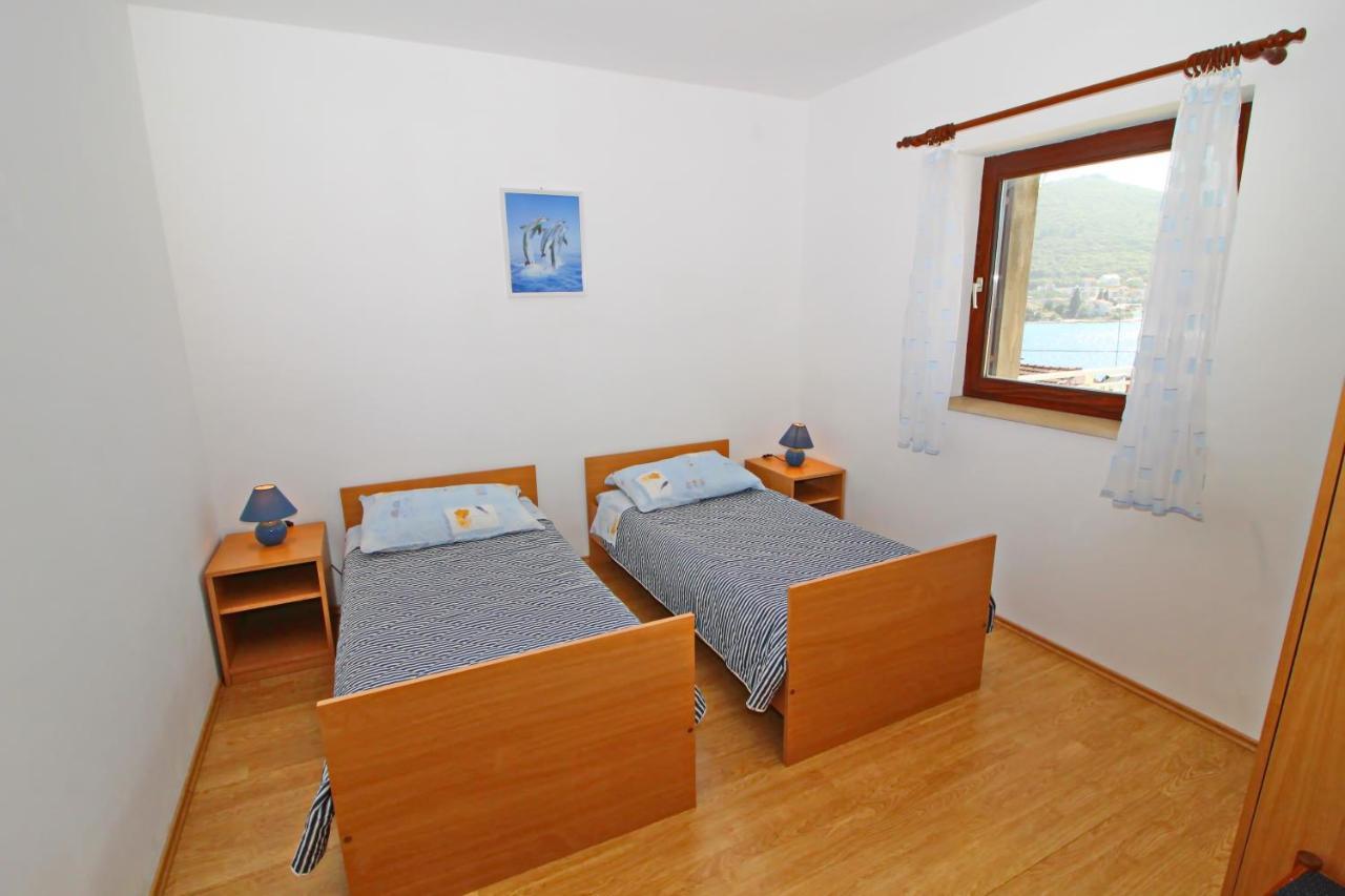 Apartment Classic Žrnovo エクステリア 写真
